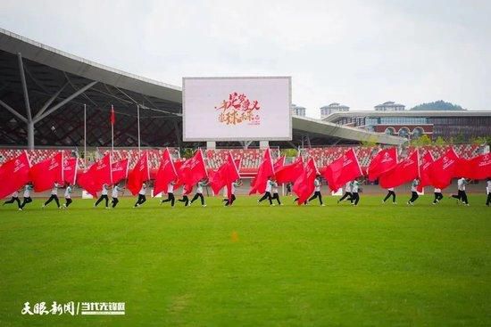 年夜件事！小新一家變玉成國通輯犯！                                  　　在少年警訊的「野原家成魔之路特輯」中流露，小新一家正與邪惡勢力「獎鬥人」進行「奥秘東西」买卖。據小新的好伴侣正男(別號：「無間正男」) 所說，自從美冴媽媽縮減早饭改買「特級烤肉」晚饭的那一刻開始，他們一家就變了，爸爸變成「臭狐戰士」，媽媽化成「電波少女」，小新聯同mm小葵、小狗小白組成「搗蛋兵團」。另據警方線人指出小新一家正协力避開警平易近线人，潛进獎門人的總部。但在另外一方面，小新一家的鄰居卻相信他們是無辜的。事实誰是誰非？小新一家真的與邪惡勢力买卖？還是还有冤情？